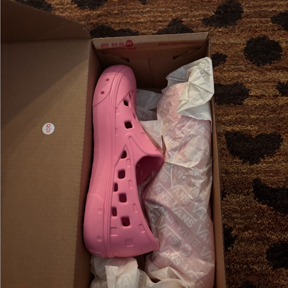 Vans Kids Water Shoes in Pink